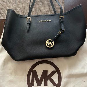 EUC Black Michael Kors purse